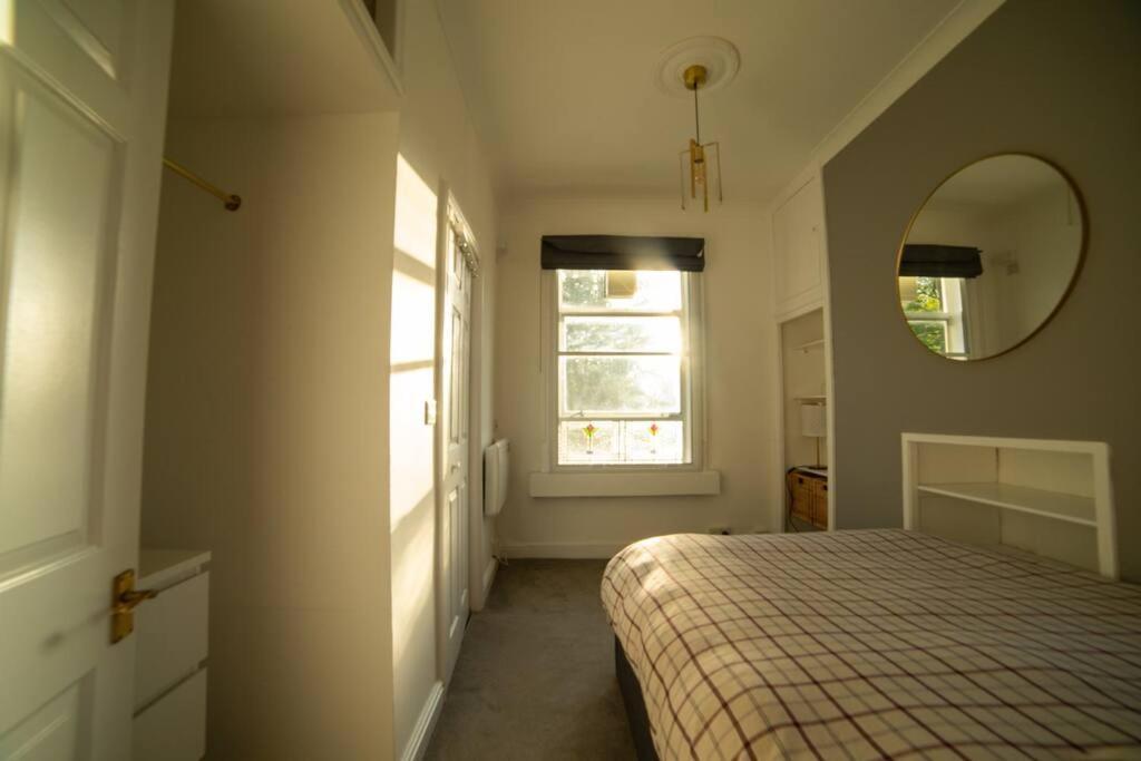 Georgian Gem Free Parking &Views Apartment Bath Exterior foto